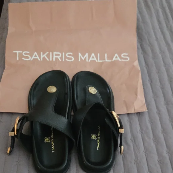 Chic Black Leather Sandals with Gold Buckle (New) - Picture 7 of 7